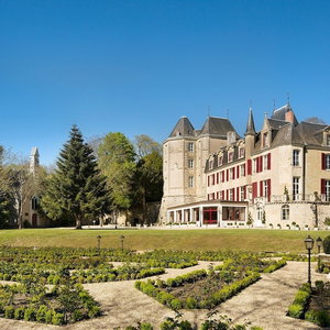 Hotel Château Laroche-Ploquin cazare Drache