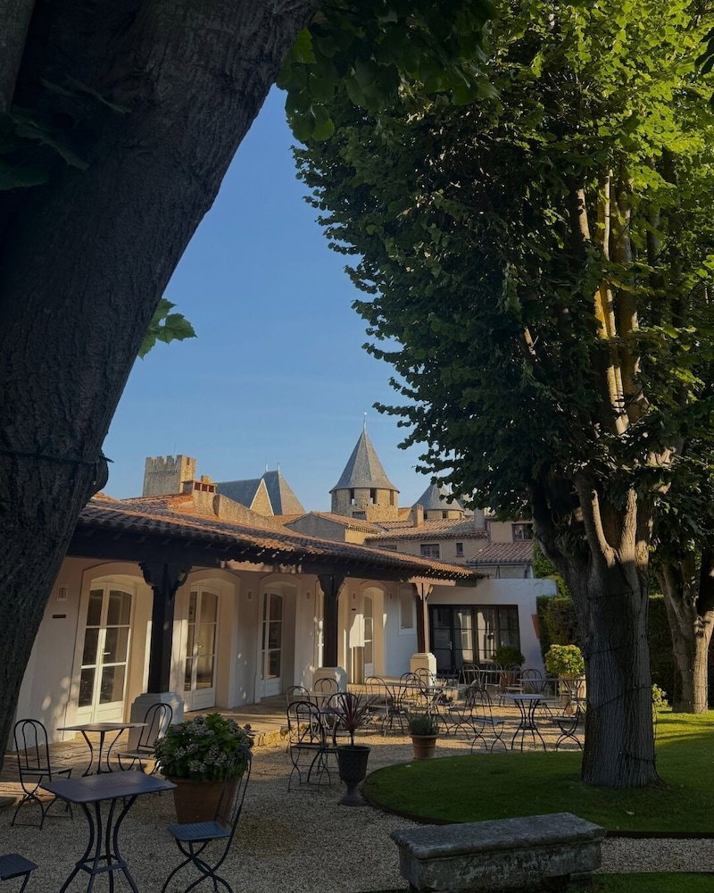 Hotel Hôtel Le Donjon - Coeur De La Cité Médiévale