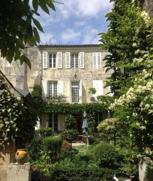 Hotel La Porte Rouge - The Red Door Inn Chambres D'hotes cazare Saintes