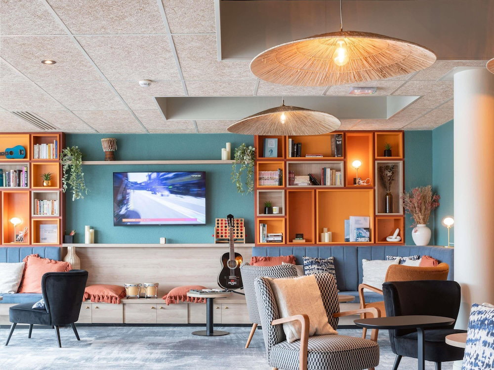 Hotel Ibis Bayeux Port En Bessin