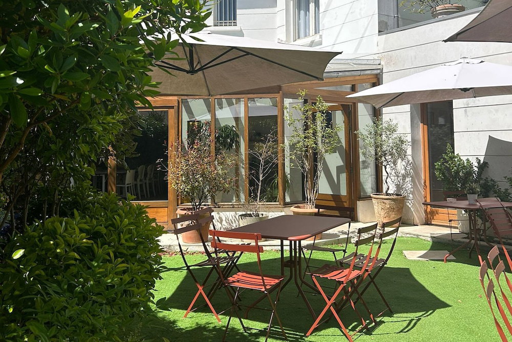 Hotel Hôtel Du Jeu De Paume