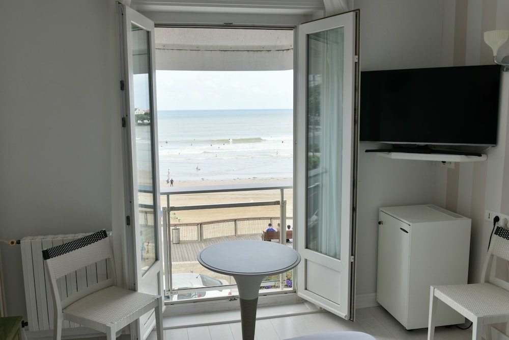 The Originals Boutique, Hôtel Miramar