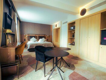 Mercure Carcassonne La Cite Hotel