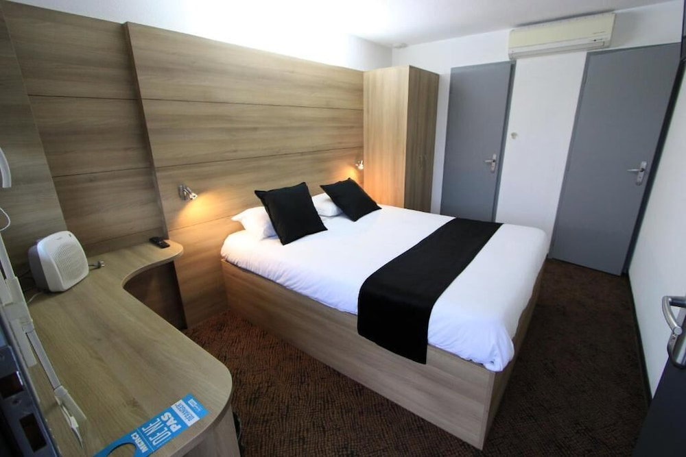 Hotel Enzo Hotels Loudeac