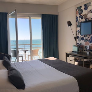 Hotel Hôtel & Spa Les Roches Noires cazare Les Sables-d'Olonne
