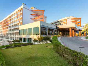 Hotel Ukino Palmeiras Village cazare Armacao de Pera
