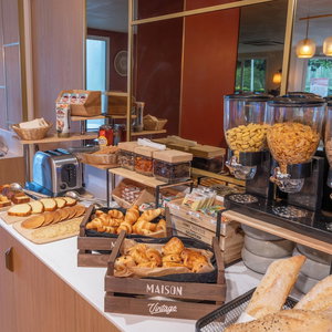Hotel Bhoma Hotel cazare Bourges