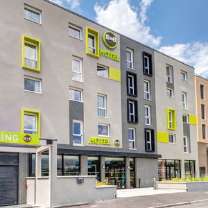 Sejur B&B Hotel Le Port- Marly St-Germain En Laye vacanta Le Port-Marly