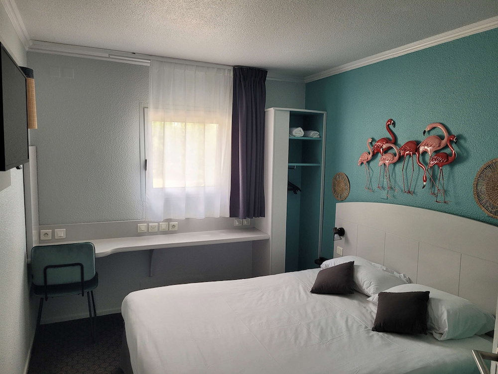 Hotel Kyriad Direct Arles