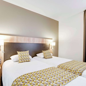 Hotel Brit Hotel Confort Loches cazare Loches