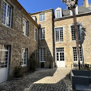 Hotel Maison Saint Christophe cazare Le Mans