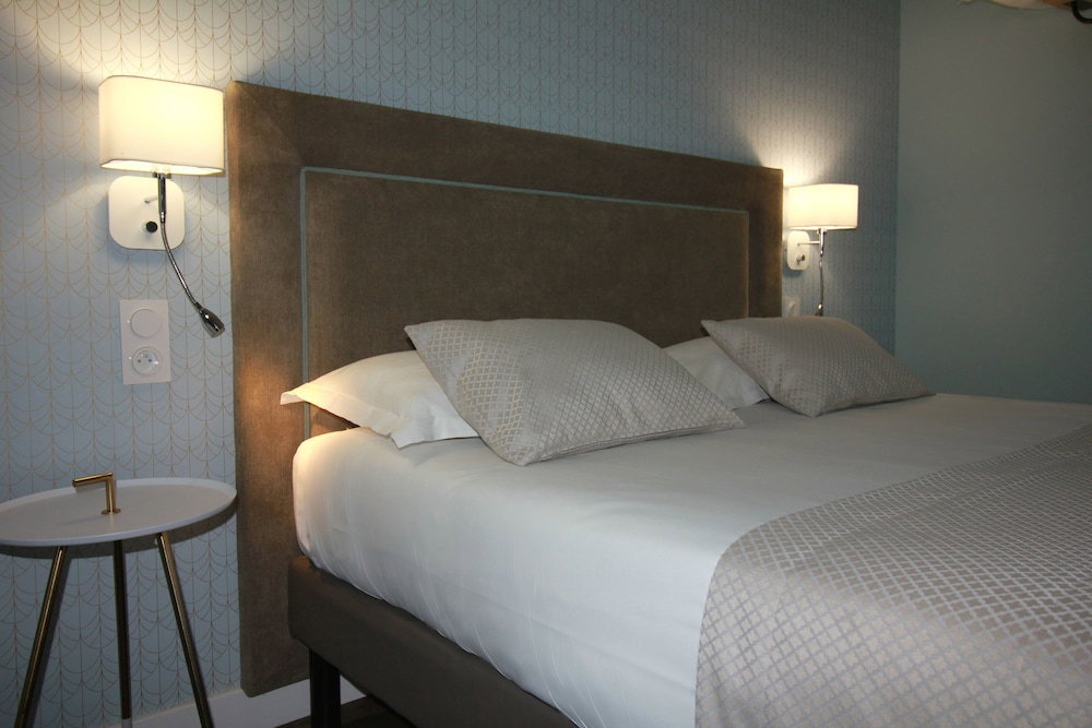 Hotel Logis Hôtel Lodge La Valette
