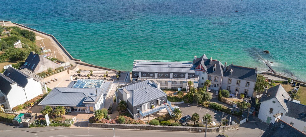 Hotel Pierre & Vacances Résidence Premium Le Coteau Et La Mer