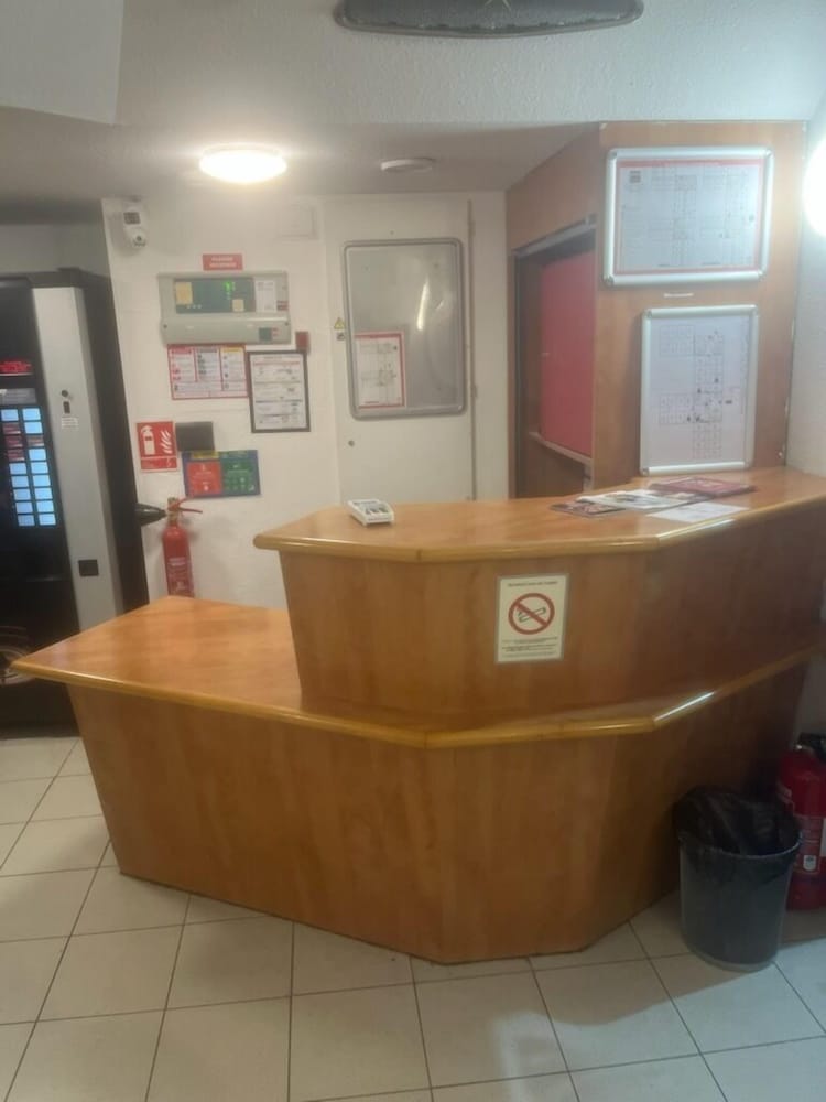 Hotel Enzo Hotels 1Er Prix Dreux