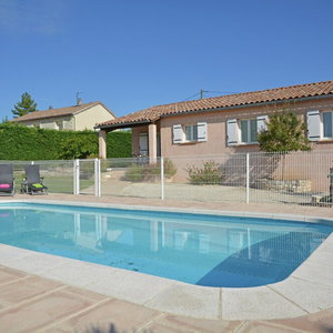 Hotel Comfortable Villa With Swimming Pool cazare Saint-Victor-de-Malcap