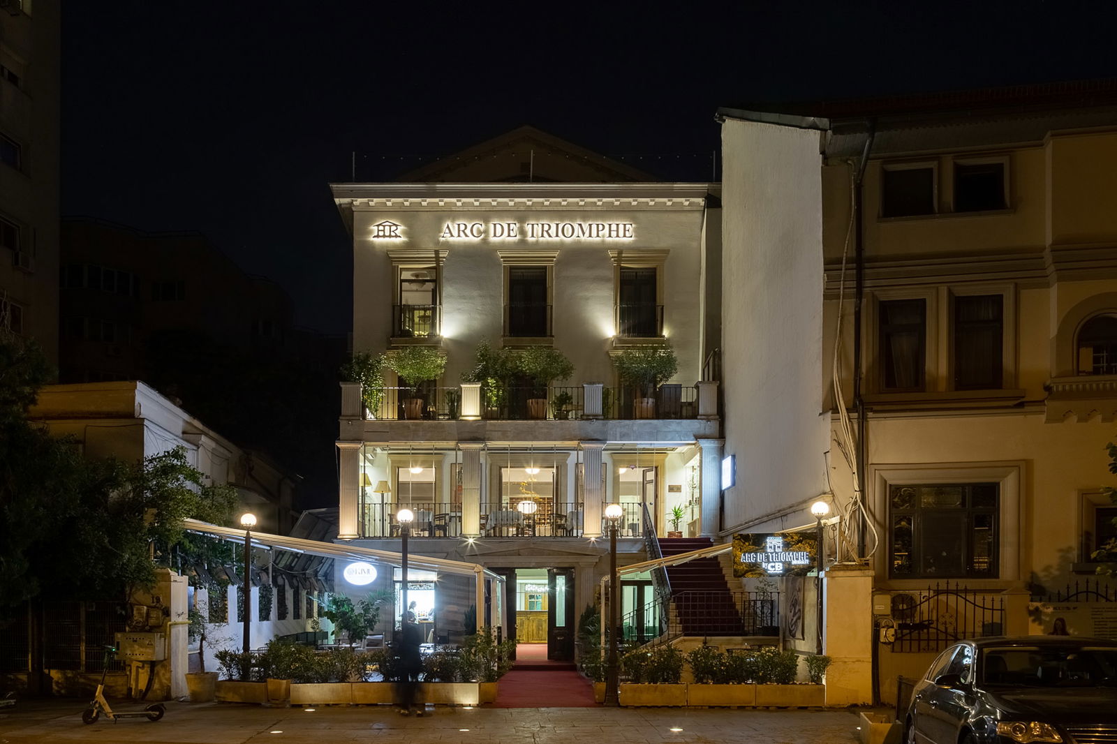 Hotel Arc De Triomphe By Citybookings