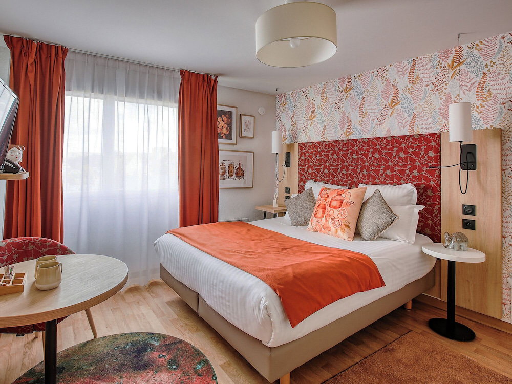 Hotel Séjours & Affaires Angers Atrium