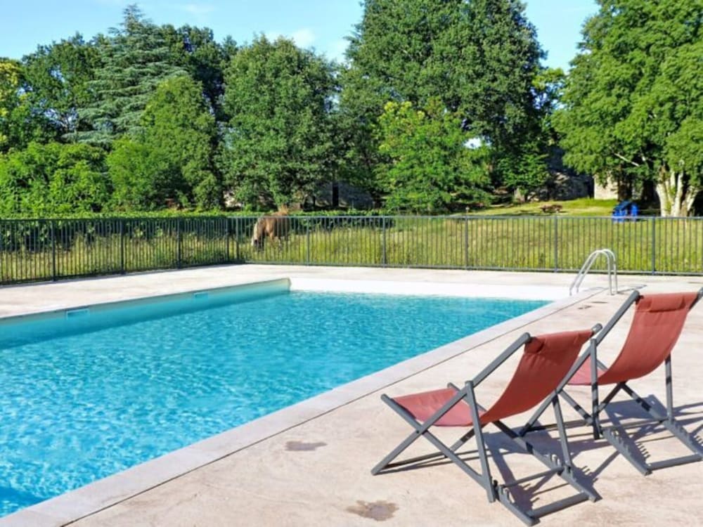 Hotel Family Mezzanine Cottage In Ardeche