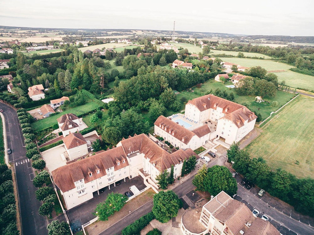 Hotel Family Stay In La Roche-Posay