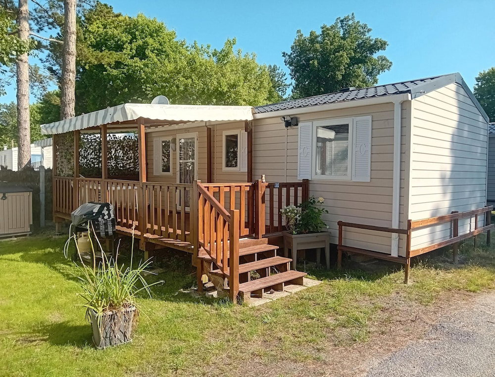 Hotel 3-Bedroom Holiday Home In Loire