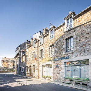 Hotel The Originals Boutique, Hôtel Du Château, Dinan cazare Dinan