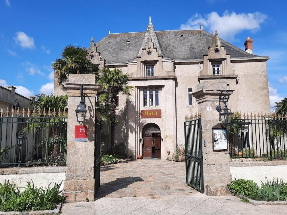 Hotel Hotel Le Manoir De La Barbacane