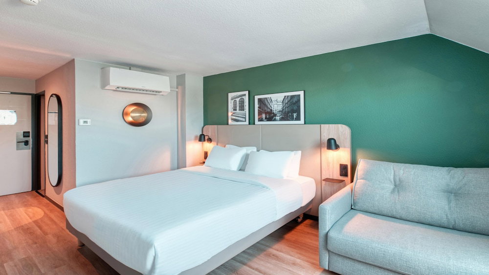 Hotel Campanile Nature - Dreux
