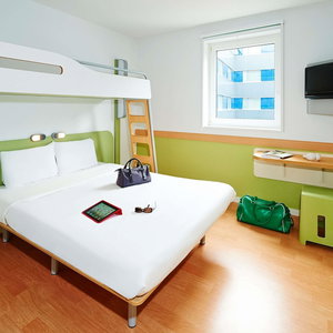 Sejur Ibis Budget Cergy Saint Christophe vacanta Osny