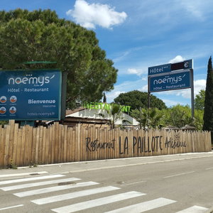 Hotel Noemys Arles cazare Arles