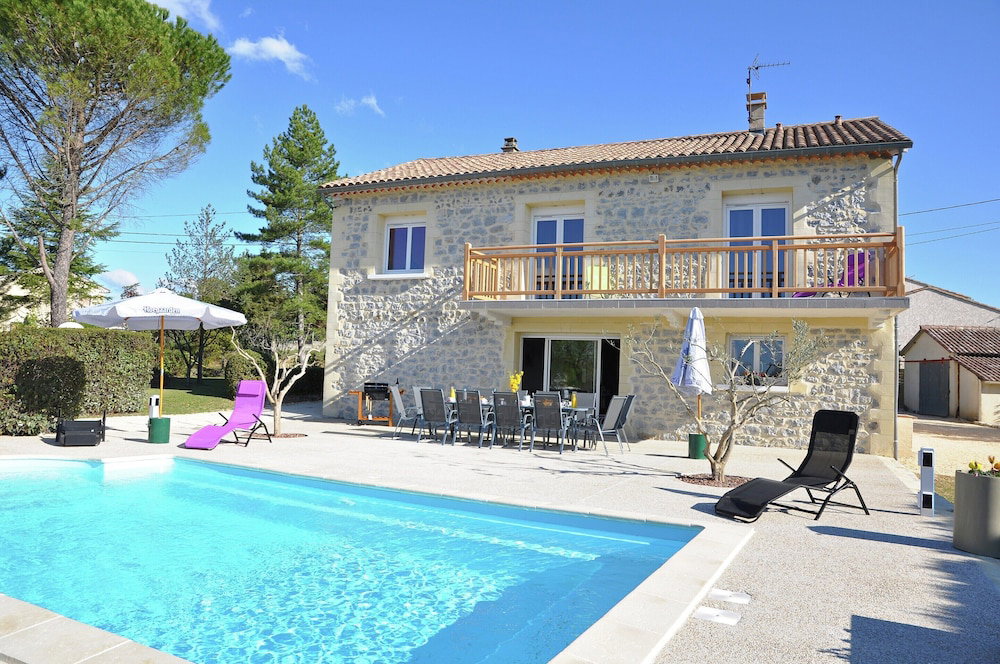 Hotel Luxury Villa With Private Pool