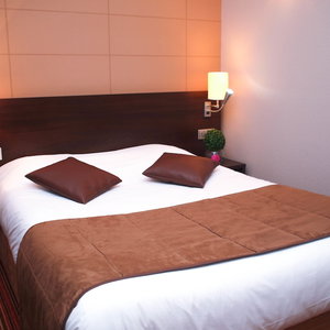 Hotel Hôtel Inn Design & Restaurant Le Mans cazare Arnage
