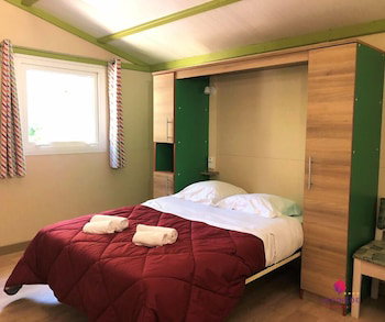 Camping La Pinède