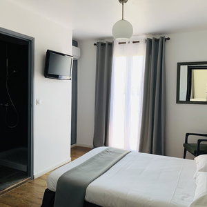 Hotel Hôtel Les Arbousiers cazare Calvi