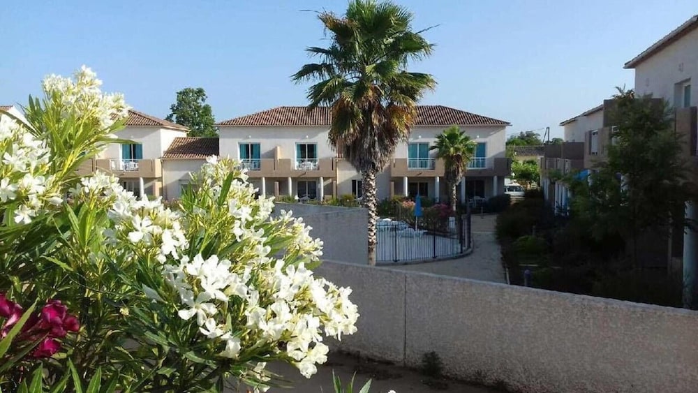 Hotel Family Duplex With Terrace In Corsica