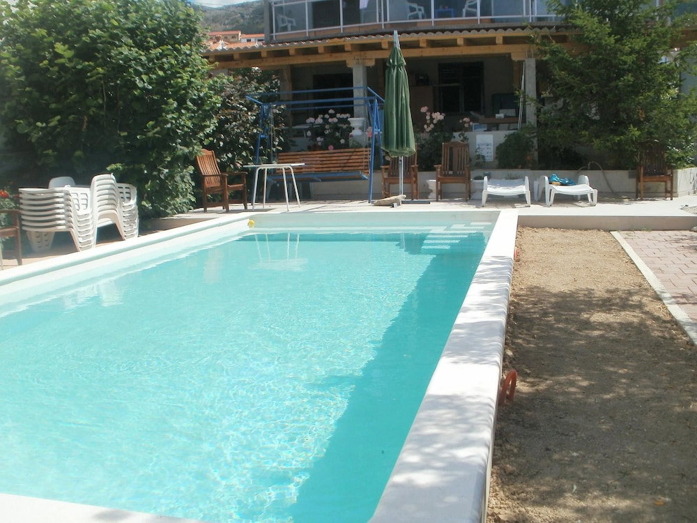 Hotel Beach Apartments Toni