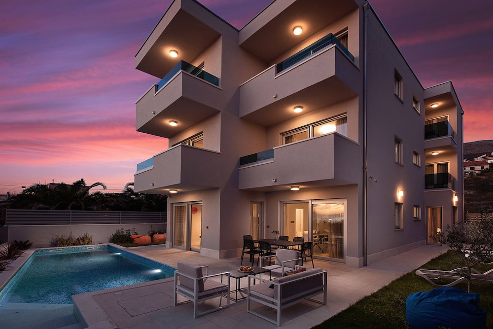 Hotel Luxury Villa Karla