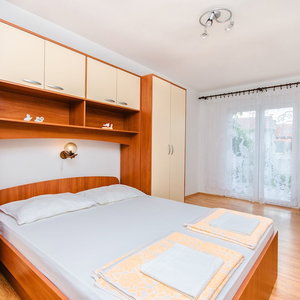 Hotel Apartment Ivica cazare Rab