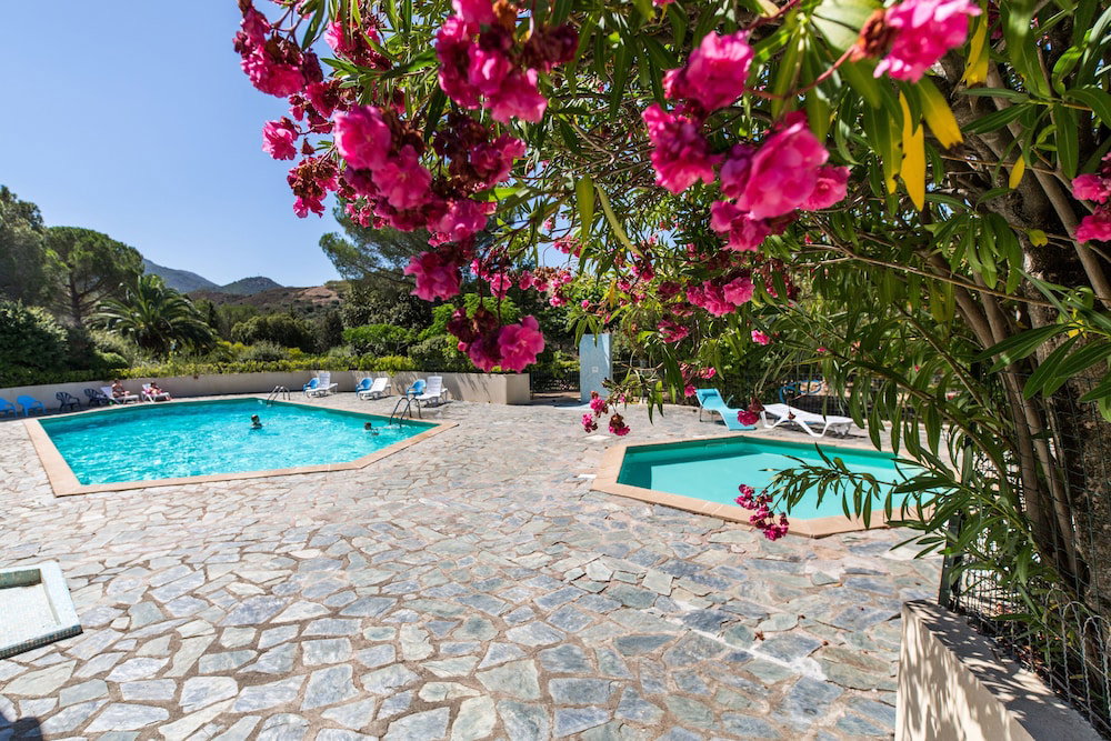 Hotel Residence Les Arbousiers