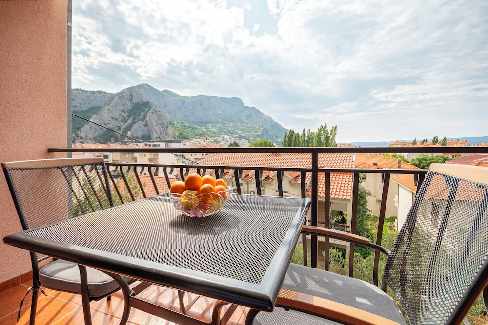 Hotel Apartments Zecic
