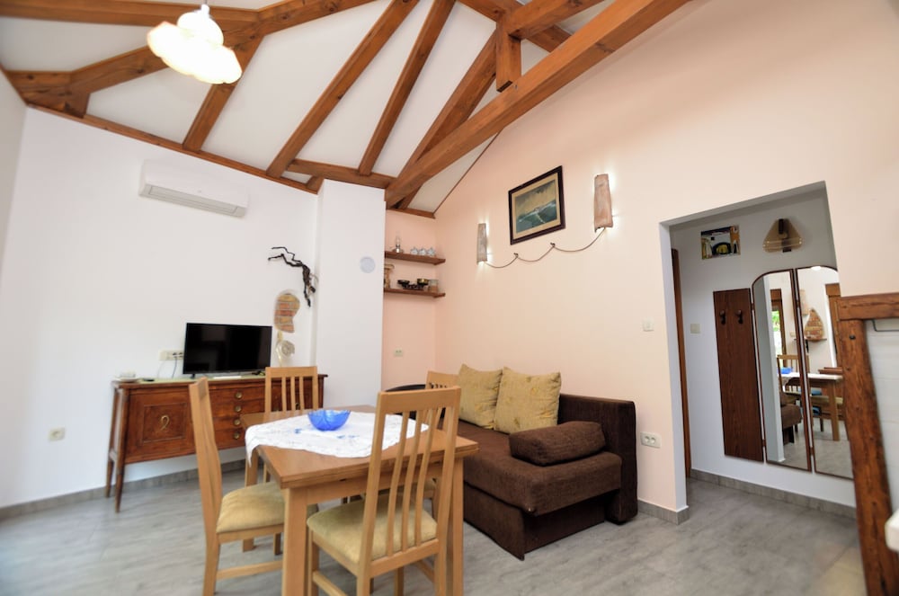 Hotel House Pobri