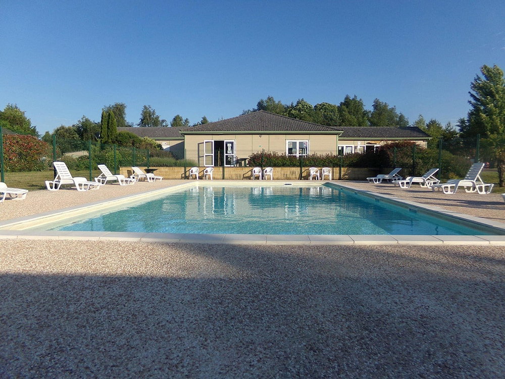 Hotel Cozy Cottage Retreat In Correze