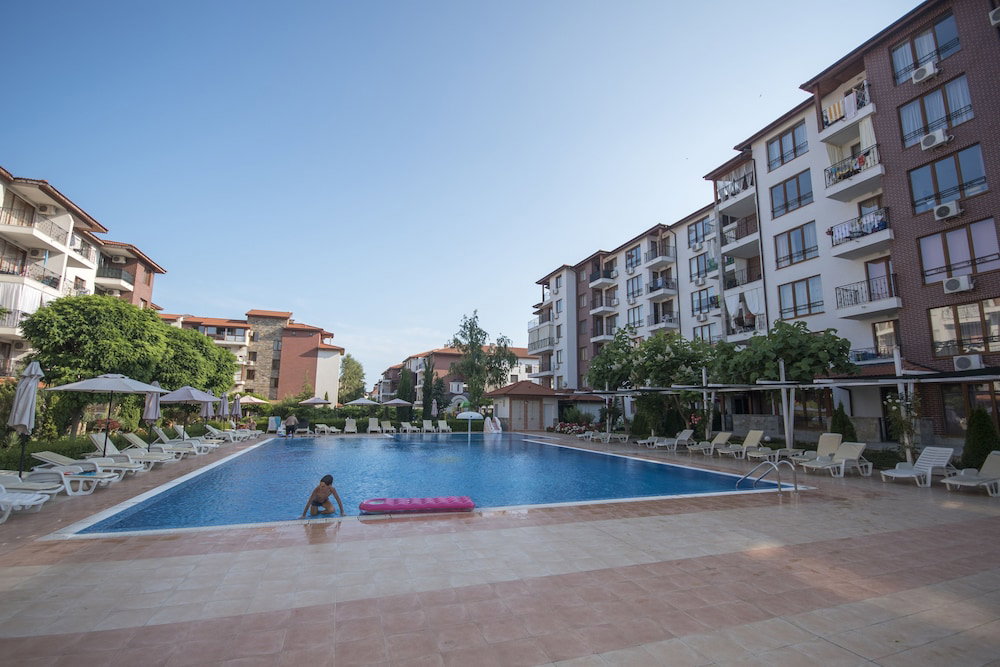 Apollon Apartments