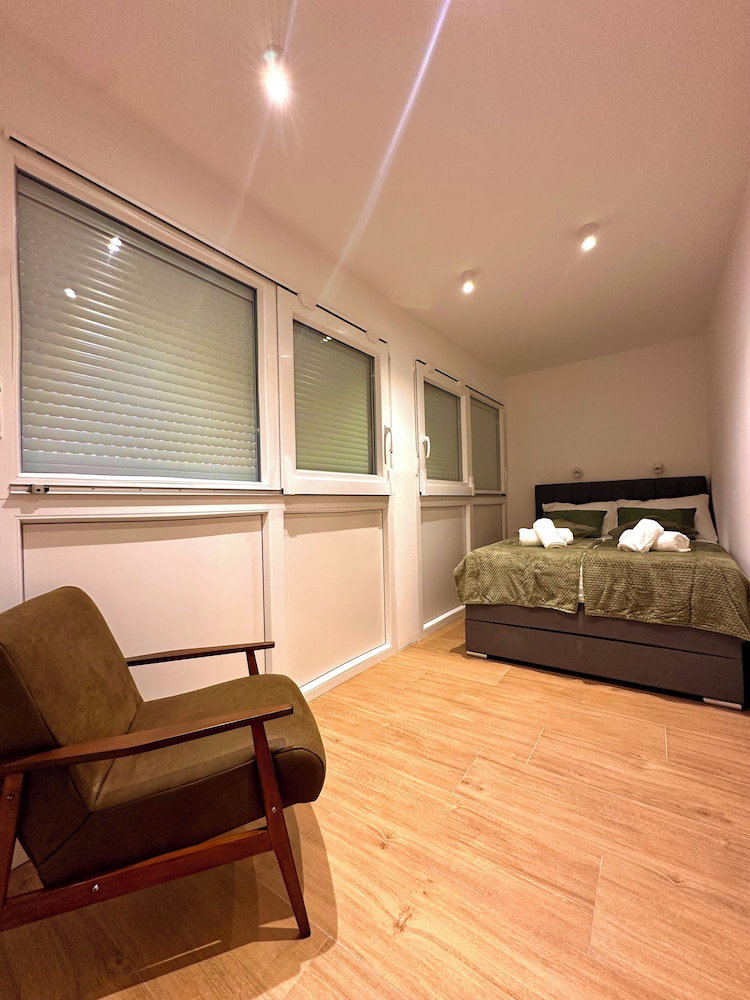 Cozy Studio Apartment