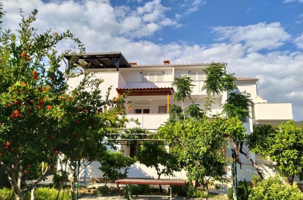 Hotel Apartments Verović Rab Banjol