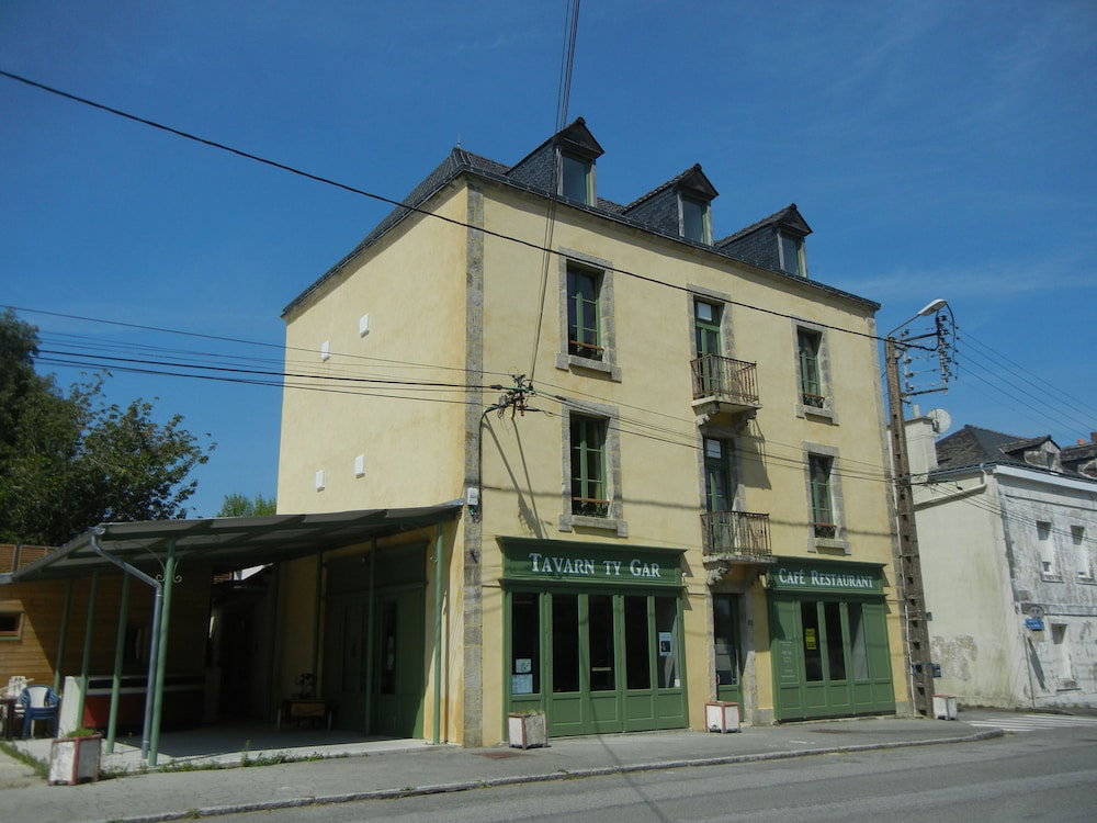 Hotel Tavarn Ty Gar