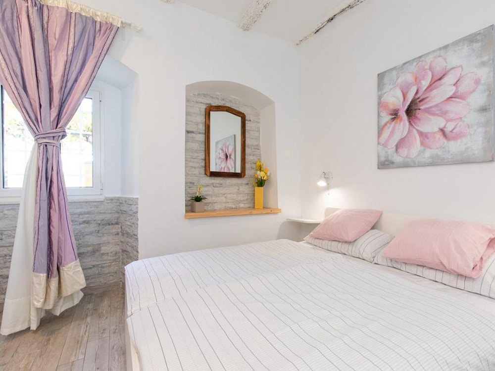 Hotel Studio Apartment Sisi