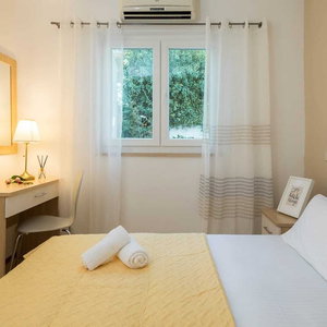 Hotel Lavica Seaside Apartments cazare Strozanac - Donji
