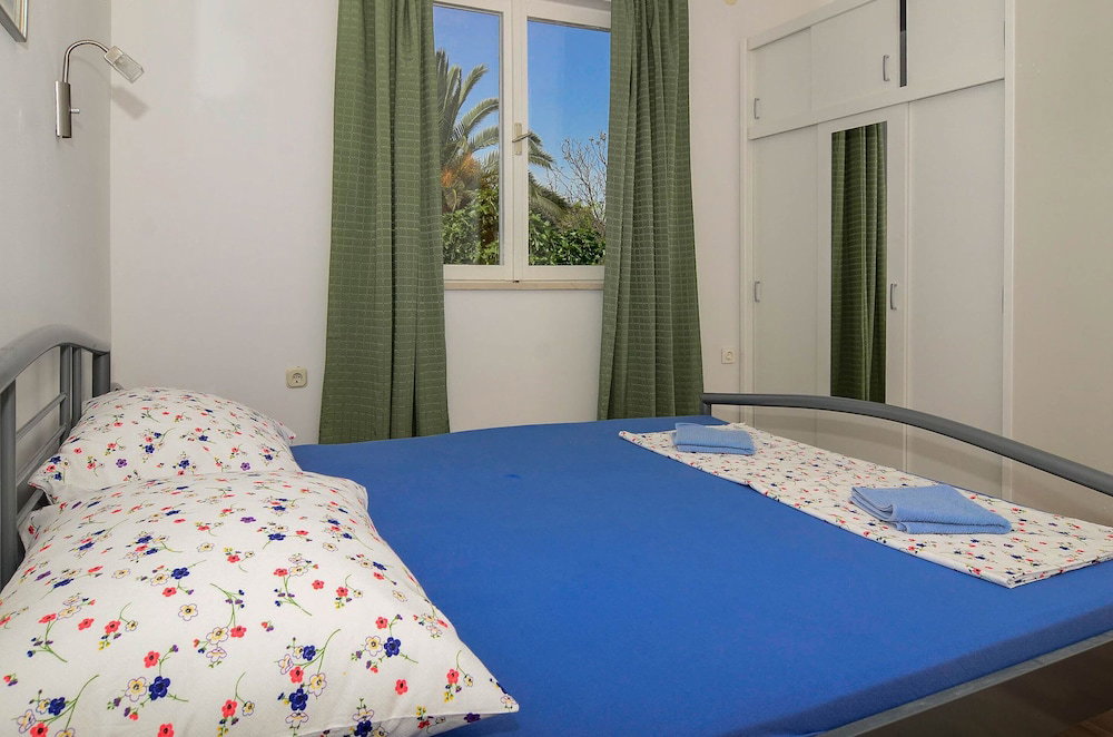 Holiday Home Lovište
