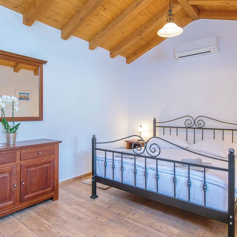 Holiday Home Lovište