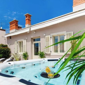 Hotel Villa Brandestini cazare Pula